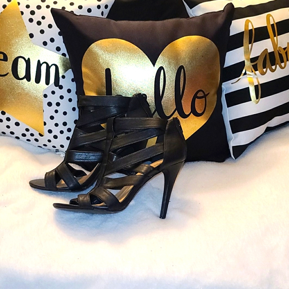 Open-toe Heels